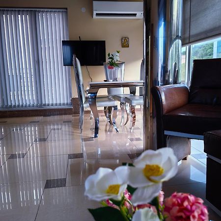 The View Apartment Plovdiv Kültér fotó